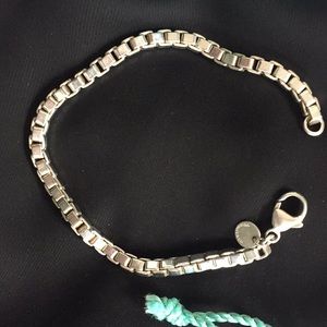 Tiffany’s & CO. Venetian Link Bracelet 🦋🦋